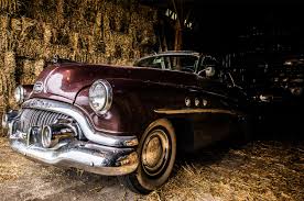 How to Maintain and Store a Vintage Car Properly